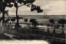 CPA Arcachon Gironde Boulevard Promenade le Bassin et la Grande Jetee 