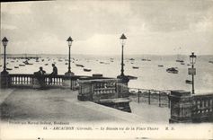 CPA Arcachon Gironde le Bassin vu de la Place Thiers 