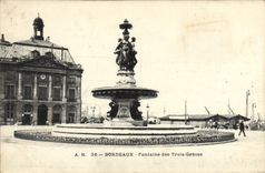 CPA Bordeaux Fontaine des Trois Graces 