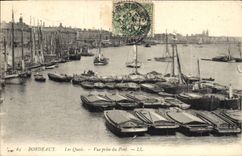 CPA Bordeaux les Quais vue prise du Pont 