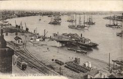 CPA Bordeaux vue d'ensemble de la Rade 