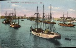 CPA Bordeaux les Morutiers en Rade Bateaux