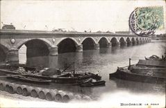 CPA Bordeaux le Pont Bateau