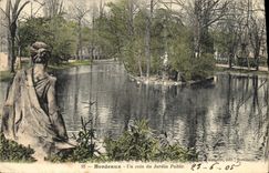 CPA Bordeaux un coin du jardin Public 