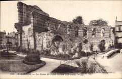 CPA Bordeaux les Ruines du Palais Gallien III siecle 