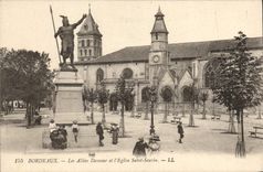 CPA Bordeaux les Allees Damour et l'eglise Saint Seurin 