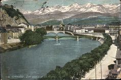 CPA Grenoble Les quais et les Alpes 