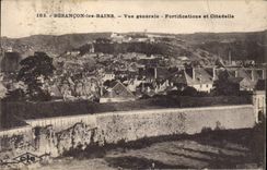 CPA Besancon les Bains Vue generale Fortifications et Citadelle 