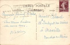 CPA Clermont Ferrand La Fontaine Petrifiante La Bourree d'Auvergne