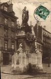 CPA Rouen Fontaine et Statue Commemorative de Jeanne D'Arc Place de la Pucelle 