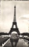 CPA Paris et ses Merveilles La Tour Eiffel vue des Jardins du Trocadero 