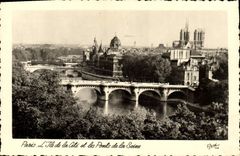 CPA Paris L'Ile de la Cite et les Ponts de la Seine 