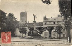 CPA Meaux Boulevard Jean Rose Le Monument des Enfants de Saine et Marne et la Cathedrale