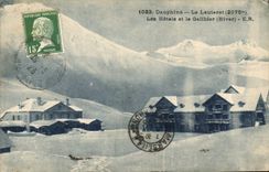 CPA Dauphine Le Lautaret (2075 m) les Hotels et le Galibier (Hiver)