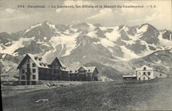 CPA Dauphine Le Lautaret les Hotels et le Massif du Combeynot