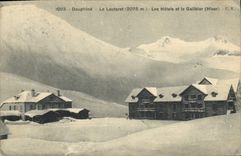 CPA Dauphine le Lautaret (2075 m) les Hotels et le Galibier (Hiver)