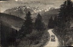 CPA Les Pyrenees Route du Col d'Aspin au fond l'Arbizon