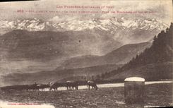 CPA Les Pyrenees Centrales Col d'Aspin la Table d'Orientation Fond des Montagnes du Lys et d'Or