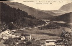 CPA Les Pyrenees La Descente du Col d'Aspin sur Payolle le Tournanr de l'Espiadet