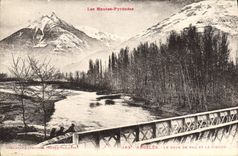 CPA Les Hautes Pyrenees Argeles Le Gave de Pau et le Viscos
