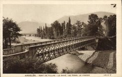 CPA Argeles Gazost Pont de Tillos le Gave au fond le Viscos