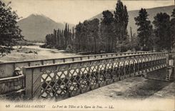 CPA Argeles Gazost Le Pont de Tillos et le Gave de Pau