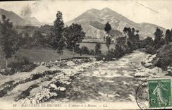 CPA Bagneres de Bigorre L'Adour et le Monne