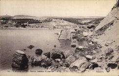 CPA Cassis Les Pierres tombees et vue sur Cassis