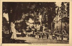 CPA Ales Le Jardin des Bosquets