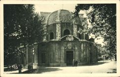 CPA Aux Environs de Nimes Ales La Cathedrale St Jean