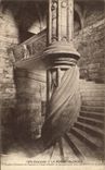 CPA Charente La Rochefoucauld L'escalier d'honneur du château 