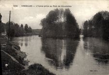 CPA Vincelles L'Yonne prise au Pont de Vincelottes