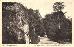 CPA Pontaubert La Vallee Jolie Route d'Avallon par Cousin le Pont 
