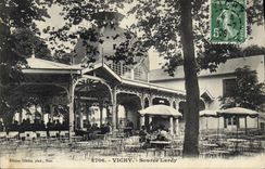 CPA Vichy Source Lardy 