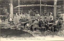 CPA Vichy Le Jardin de l'Eden L'Heure de la Musique 