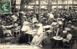 CPA Vichy Un Coin de la Restauration 