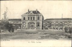 CPA Vichy La Gare 