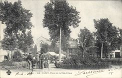 CPA Vichy Place de la Republique 