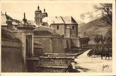 CPA Briancon Htes Alpes La Porte de Pignerol et l'Eglise 