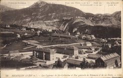 CPA Briancon Les Caserne de Ste Catherine et Vue generale de Briancon et de ses Forts 