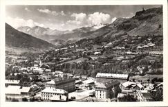 CPA Briancon Hautes Alpes Les Casernes et Vallee de la Durance 