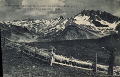 CPA Dauphine Le Col et le Grand Galibier vu des prairies du Lautaret Berger Moutons