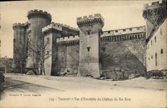 CPA Tarascon Vue de Ensemble du Chateau du Roi Rene 