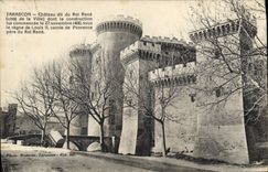 CPA Tarascon Chateau dit du Roi Rene Cote de la Ville 