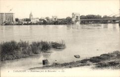 CPA Tarascon Panorama pris de Beacaire 