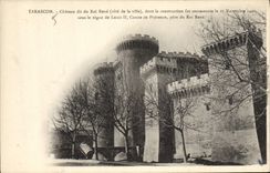 CPA Tarascon Le Chateau dit du Roi Rene Cote de la Ville 