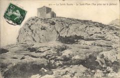 CPA La Sainte Baume Le Saint Pilon Vue prise sur le Plateau 