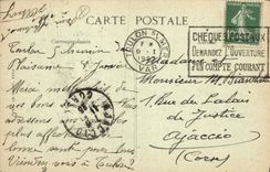 CPA Toulon Vue du Port la Vieille darse ou sillonnent des Canots de l'Etat Barques de plaisance Stea