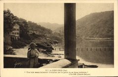 CPA Ile de Port Cros Var une baie essentiellement feminine par la grace de sa ligne inflechie l'Ile 