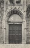 CPA Frejus Porte principale de la Cathedrale Renaissance 